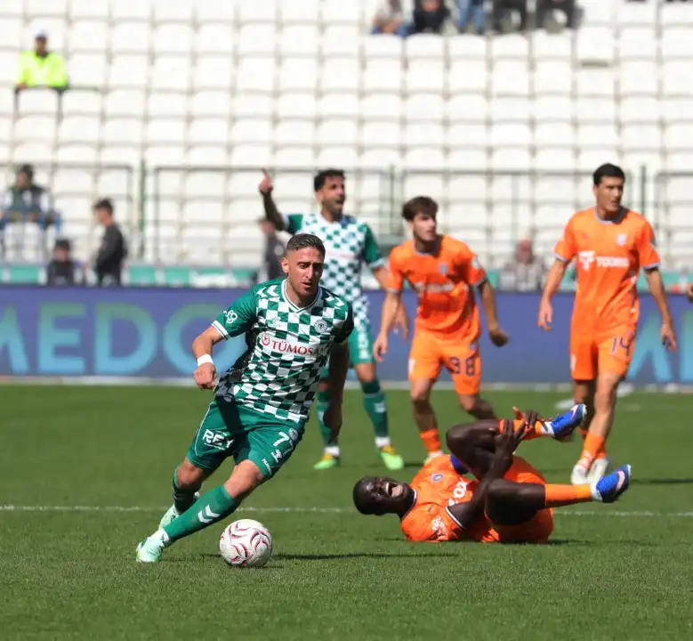TÜMOSAN Konyaspor - İstanbul Başakşehir FK/ fotoğraflar