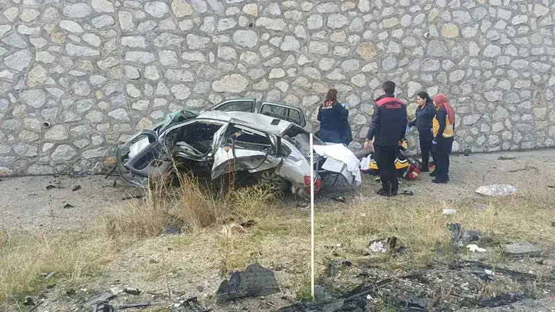Çorum’da otomobil ile cip çarpıştı; 4 ölü, 2 yaralı