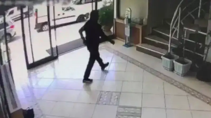 Beykoz'da sendika binasında silahla ateş açan şüpheli yakalandı