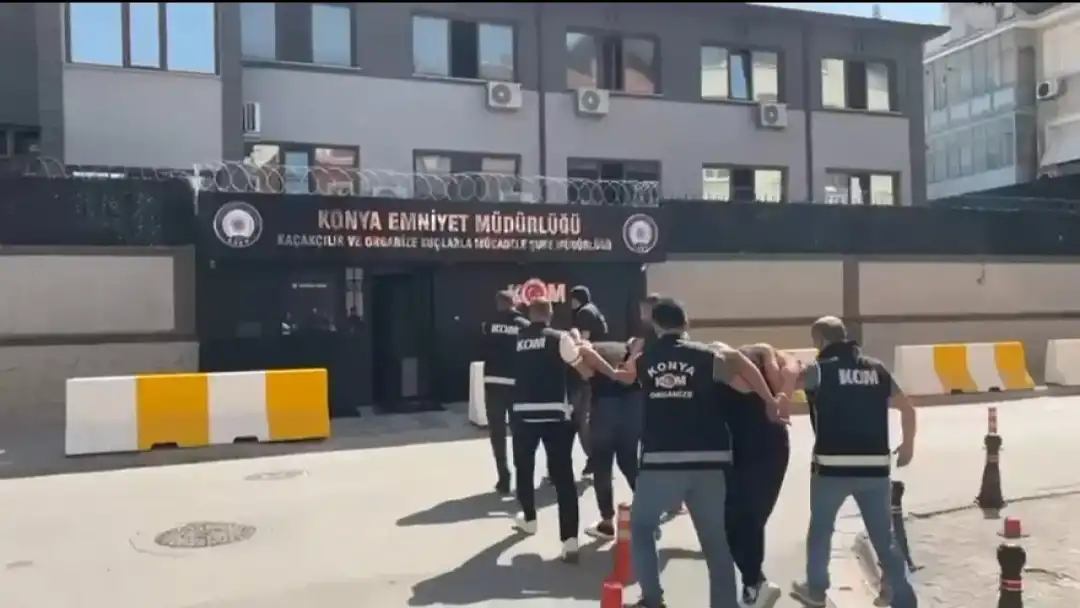 Konya'da Dev Kıskaç Operasyonu: Yasa Dışı Silah Ağı Çökertildi!