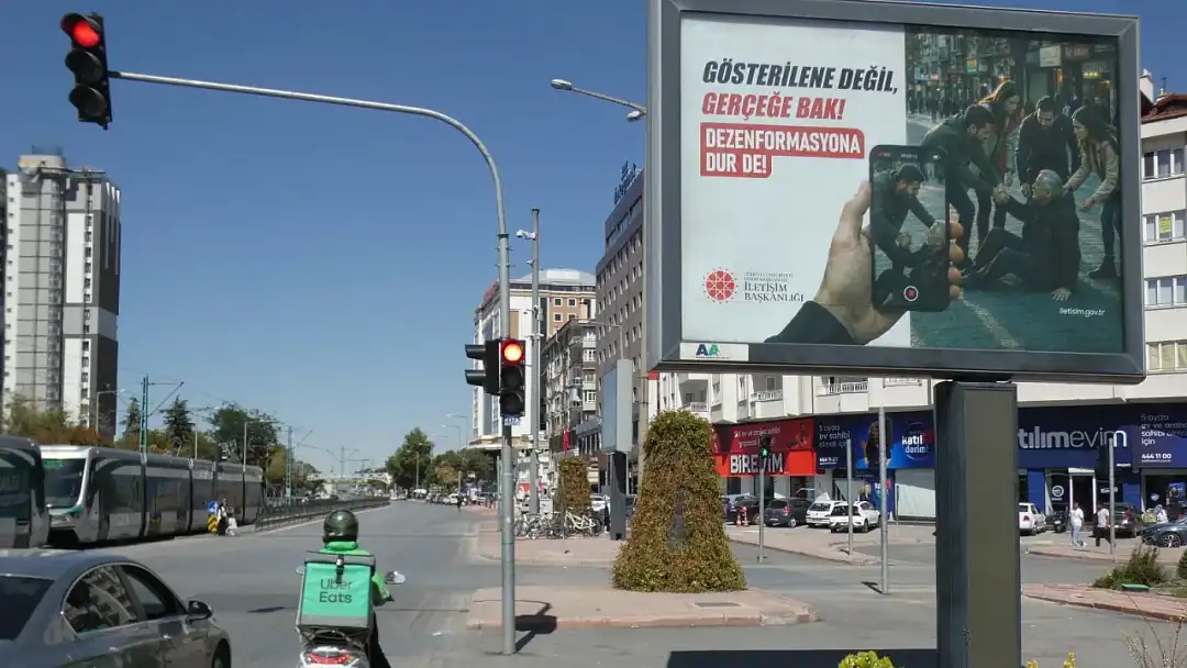 Konya'da 'Dezenformasyona Dur De' Seferberliği: Bilgi Kirliliğine Karşı Saha Çalışmaları Başladı!