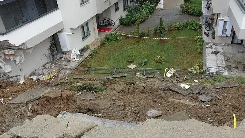 Trabzon’da metrekareye 50 kilogram yağış hasara yol açtı