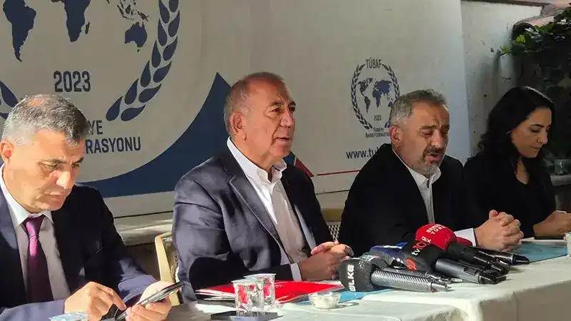 Gürsel Tekin: CHP’nin cumhurbaşkanı adayı va