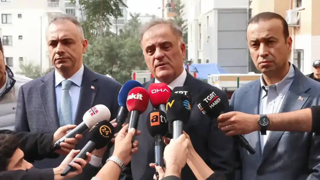 İBB Başkan vekili Aslan: Sonradan ilave katlar çıkılmış