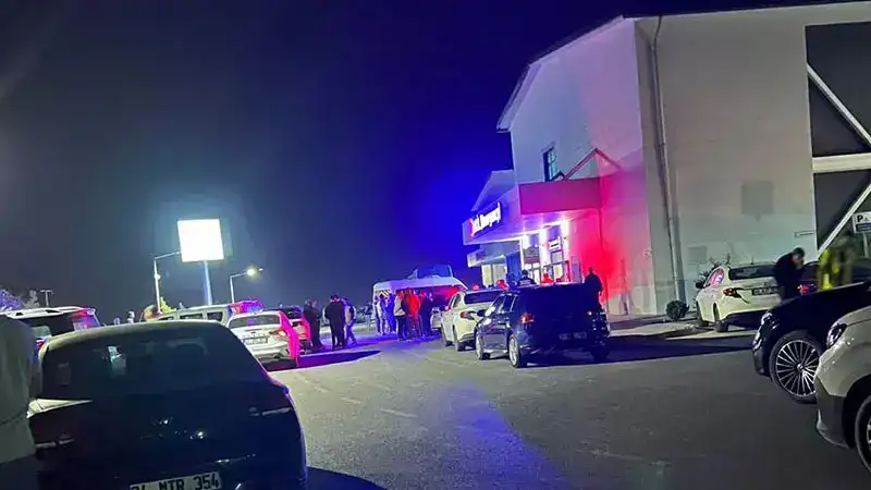 Akrabalarının kavgasını ayırırken kuzeni tarafından vurulan polis öldü