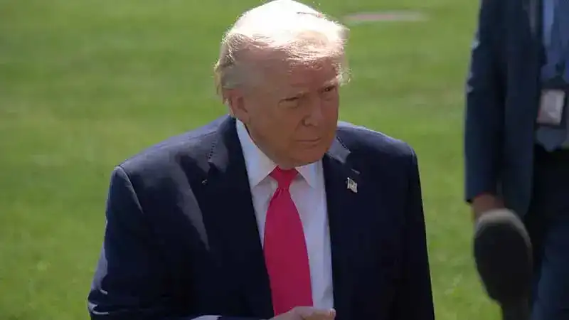 Trump, İran'a yaptırımların hafifletilmesinin önerildiği iddialarını yalanladı