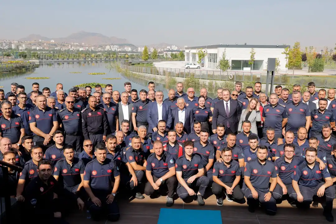 Başkan Büyükkılıç, itfaiye personelinin İtfaiyecilik Haftası’nı kutladı