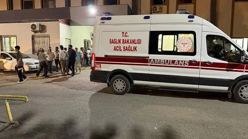 Adıyaman'da otomobil yayalara çarptı; 1’i ağır, 2 yaralı