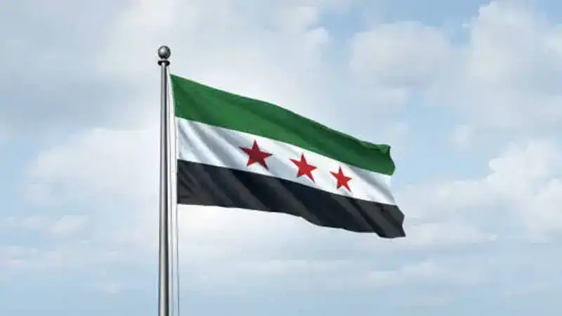 Halep'te askeri sahadaki patlamalarda 4 kişi yaralandı
