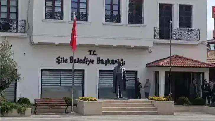 Şile Belediyesi'ne yönelik 'yolsuzluk' davasında 4'üncü duruşma başladı