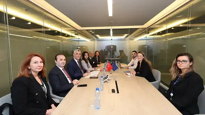 Bakan Bolat, Brüksel'de Tsvetelina Penkova ile görüştü