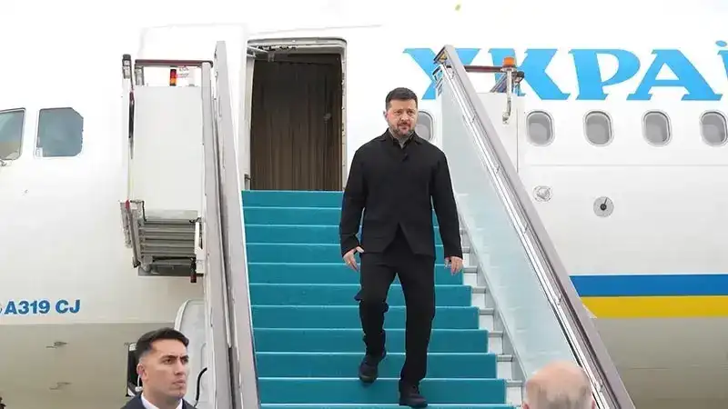 Ukrayna Devlet Başkanı Zelenskiy İstanbul'a geldi