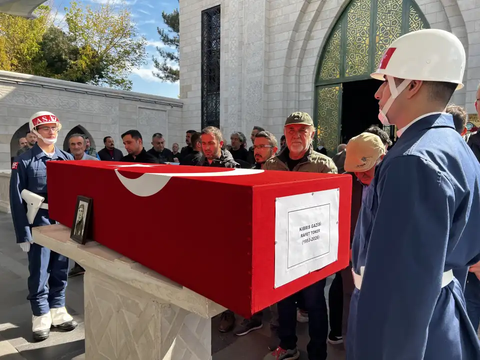 Kanser tedavisi gören Kıbrıs gazisi, hayatını kaybetti