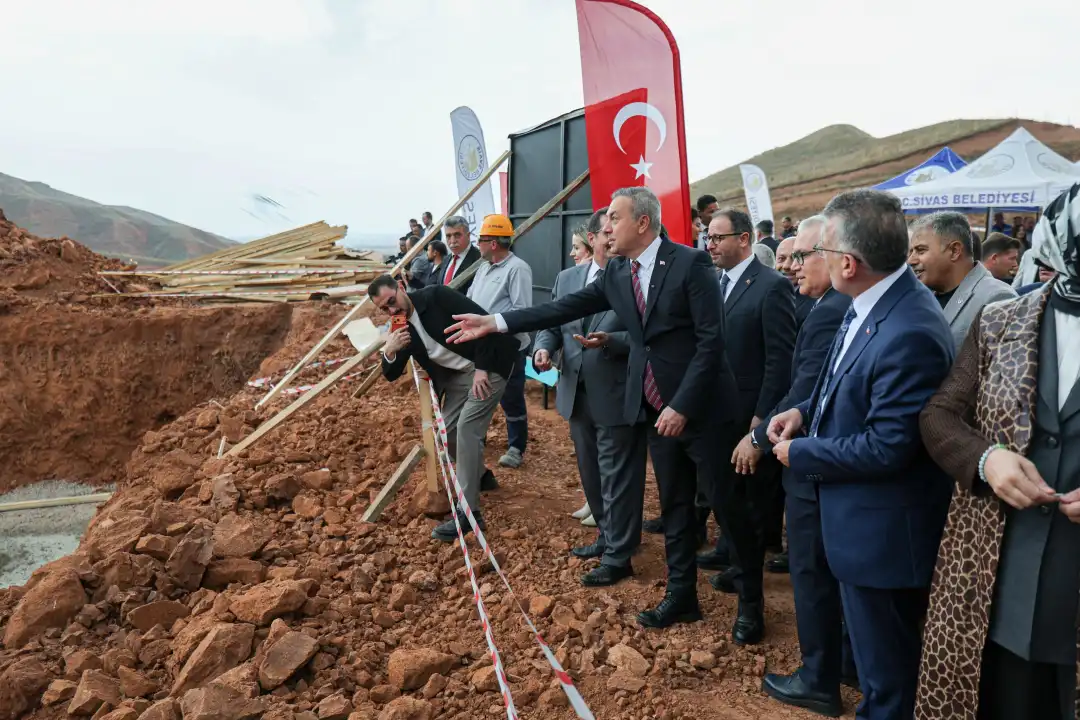 Sivas'ta Katı Atık Düzenli Depolama Alanı'nın temeli atıldı