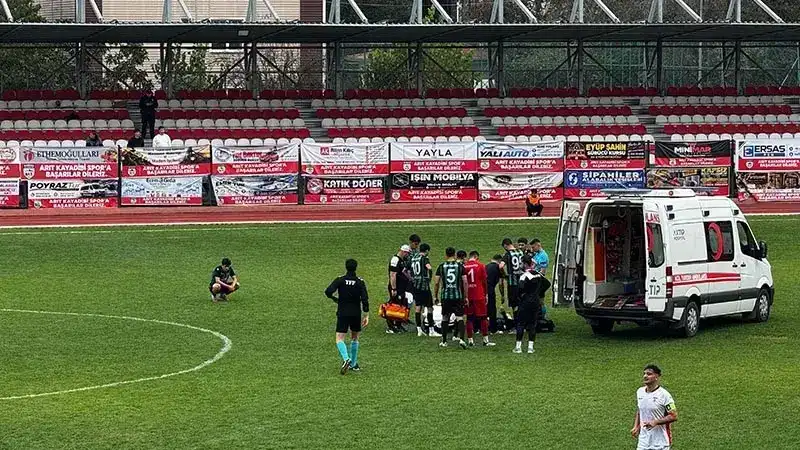 Maç sırasında kalp krizi geçirdi