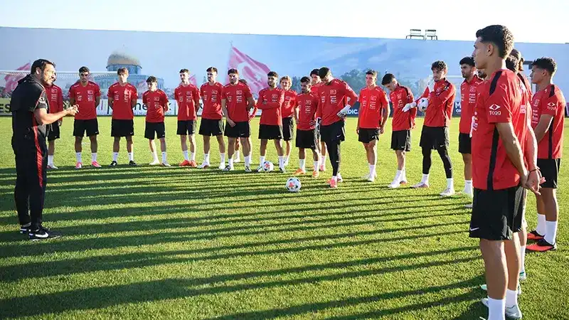 Ümit Milli Takımı, Ukrayna maçı hazırlıklarına başladı