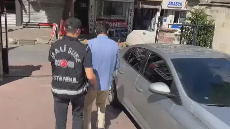 Sermaye piyasası soruşturması: Serdar Turhan'ın gözaltı görüntüsü ortaya çıktı