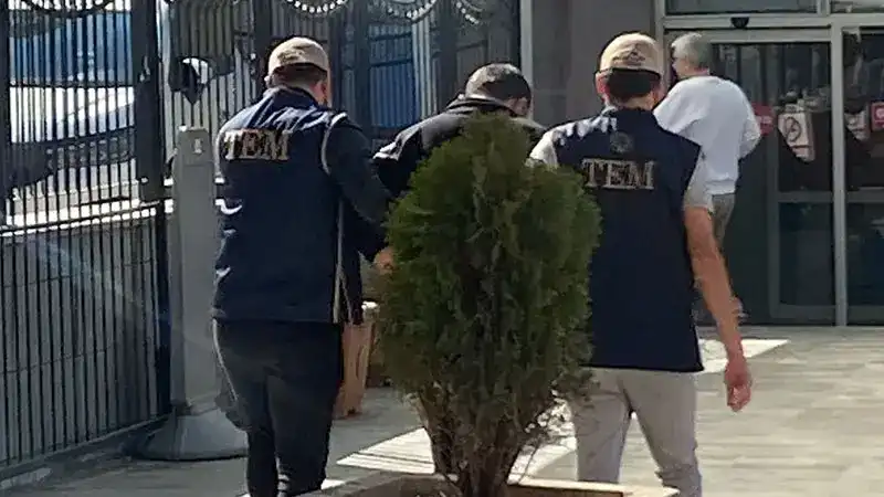 Kırmızı bültenle aranan DEAŞ şüphelisi, Eskişehir’de yakalandı