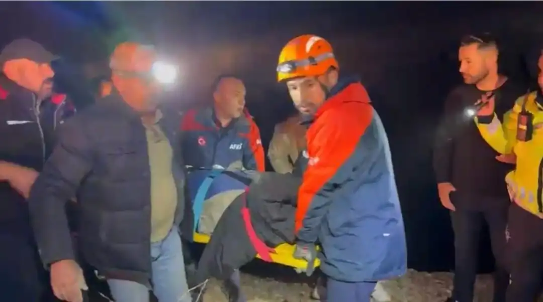 Elektrikli bisiklet uçuruma yuvarlandı: 1 yaralı
