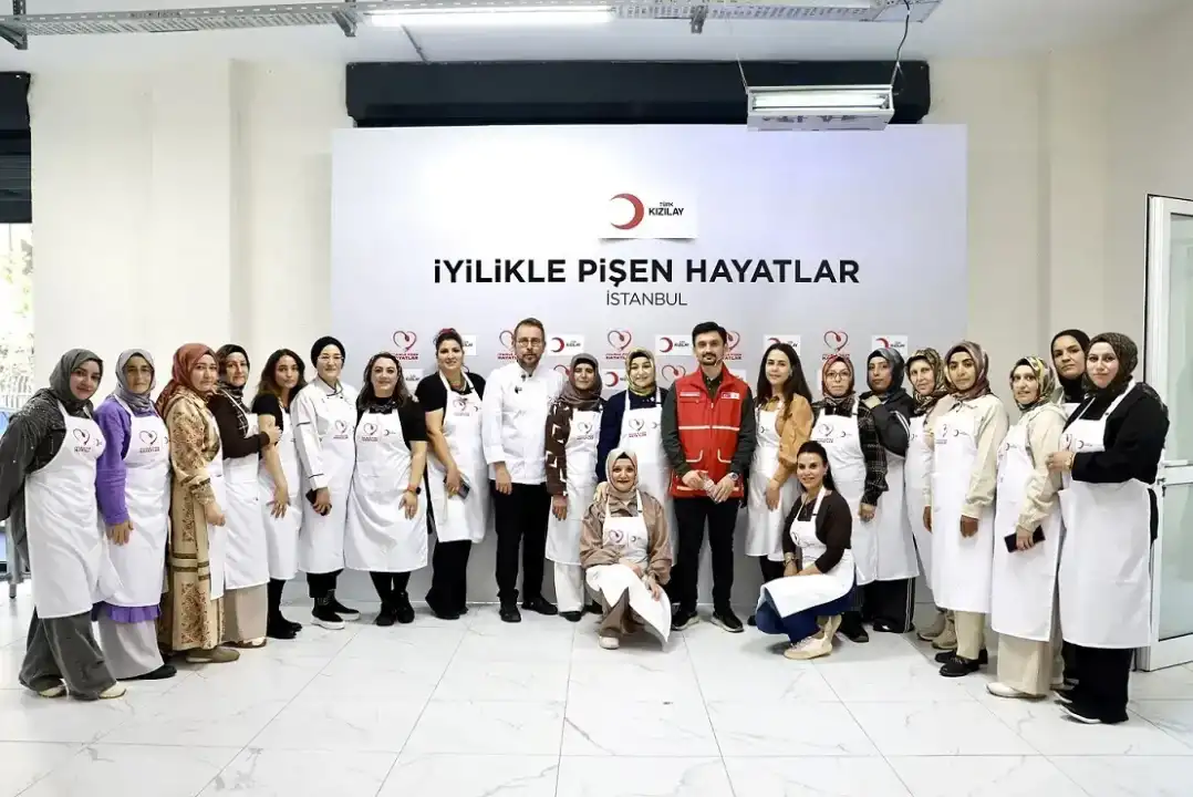 Türk Kızılay Diyarbakırlı kadınları ünlü şeflerle buluşturdu