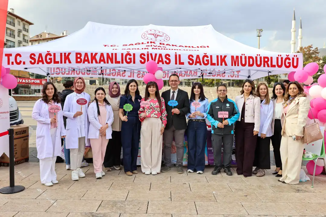Sivas'ta Mobil Kanser Tarama aracıyla ücretsiz mamografi hizmeti