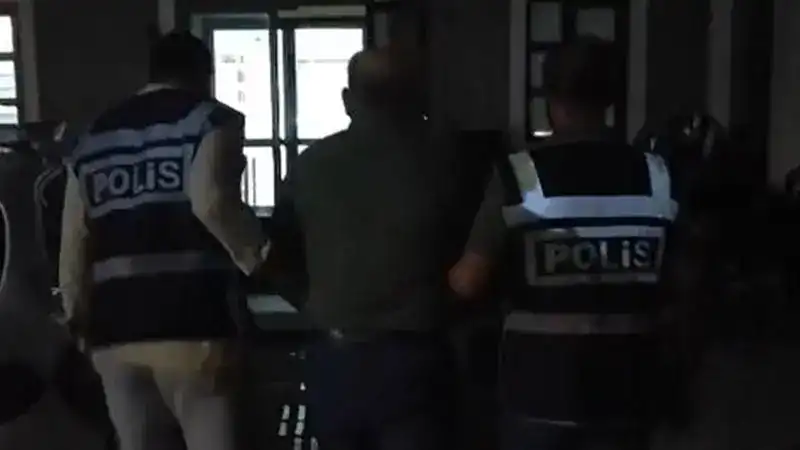 Sokak köpeğini av tüfeğiyle yaralayan şüpheli gözaltına alındı