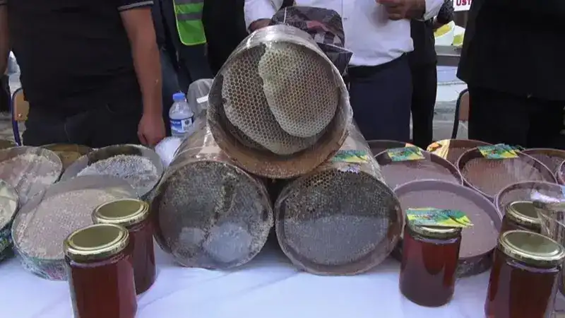 Sason’da festivalde 1 kilo bal 400 bin liraya satıldı