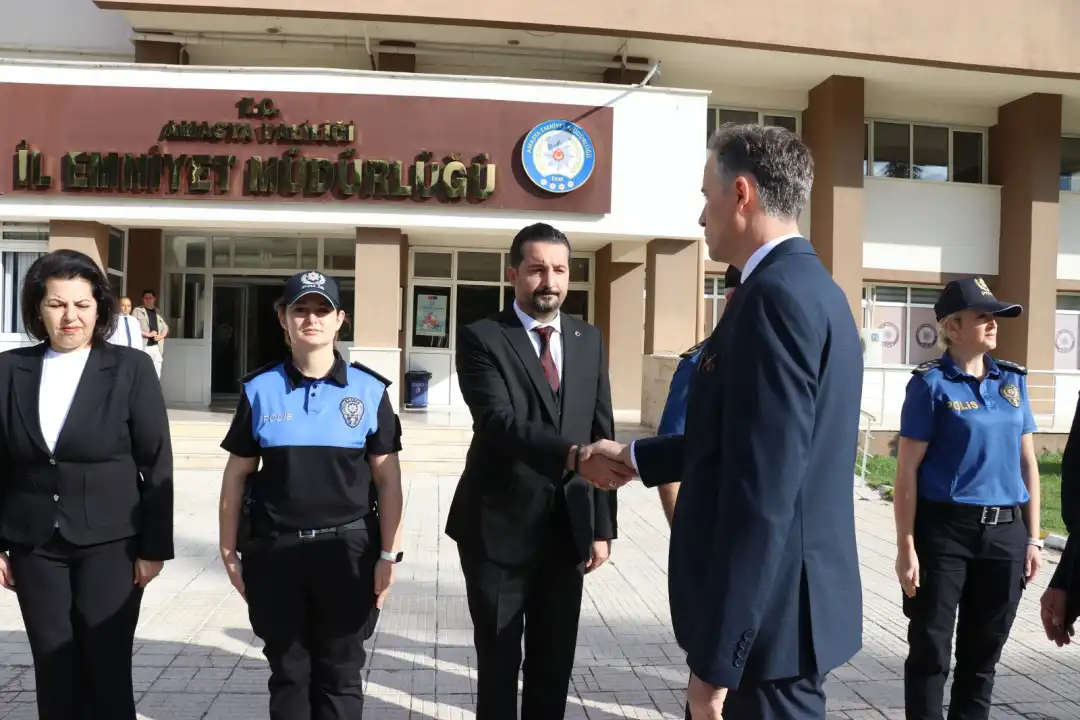Amasya Emniyet Müdürlüğü'nde devir teslim töreni