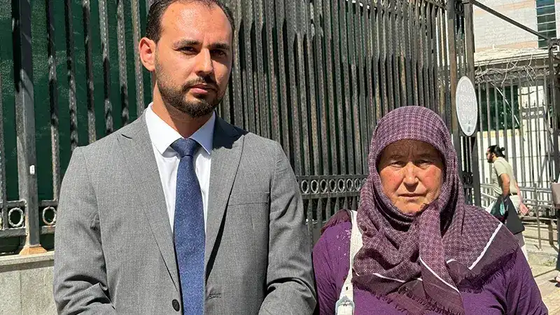 Konut vaadiyle dolandırıcılık iddiasına suç duyurusu; ‘Pazarda kuru ekmek yiyerek biriktirdim’