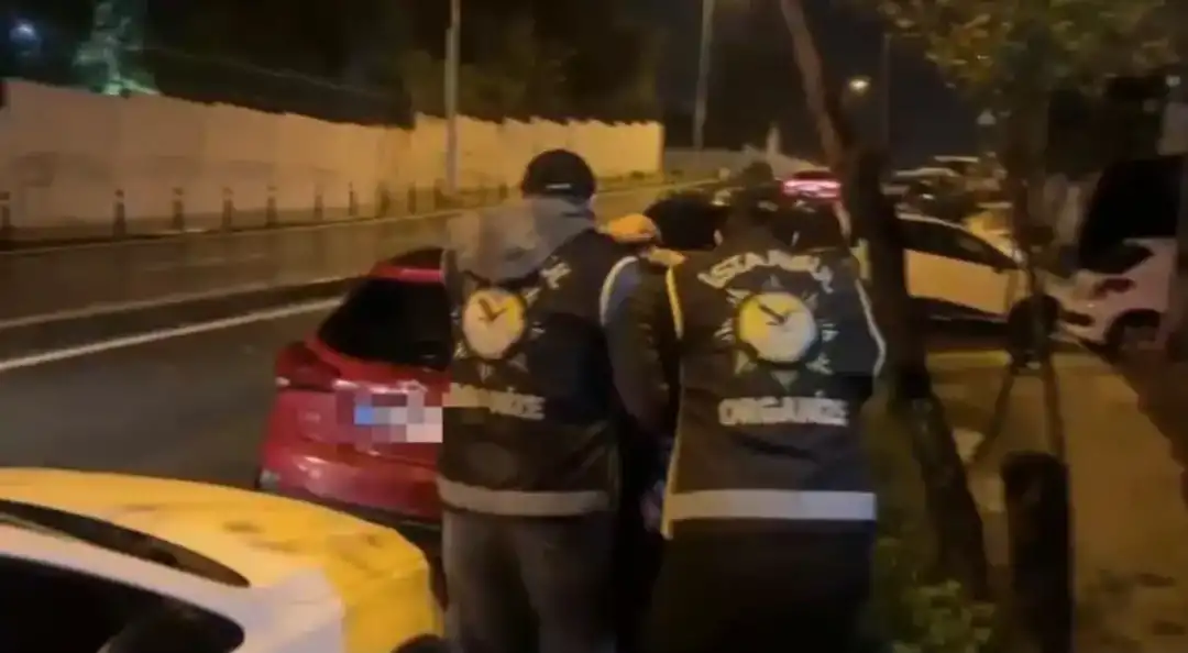 İstanbul’da FETÖ operasyonu: 19 şüpheli gözaltına alındı