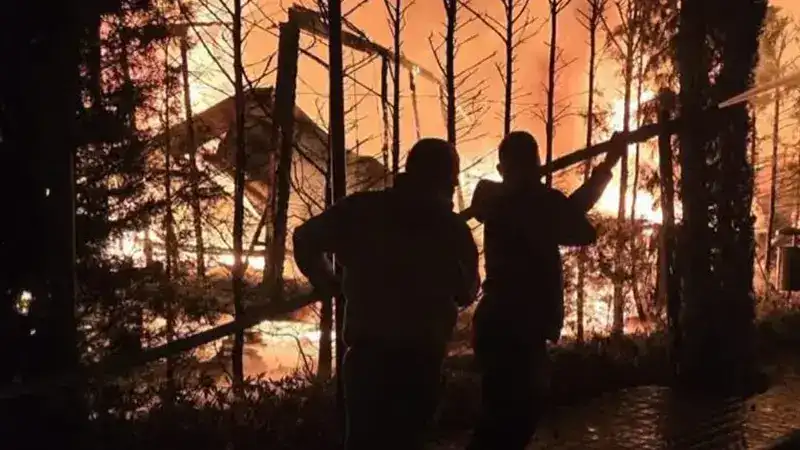 İtalya'da kamp alanında yangın: 24 yaralı
