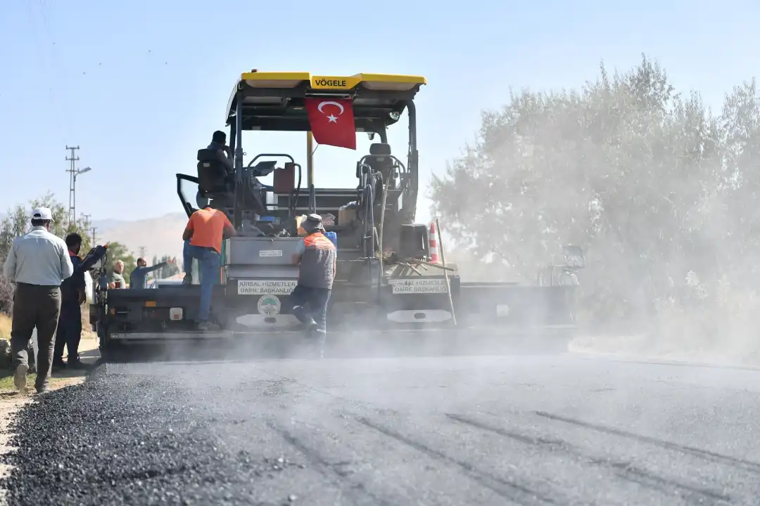 Büyükşehir Belediyesi'nden Yahyalı ilçesine 13 milyon TL’lik ulaşım yatırımı