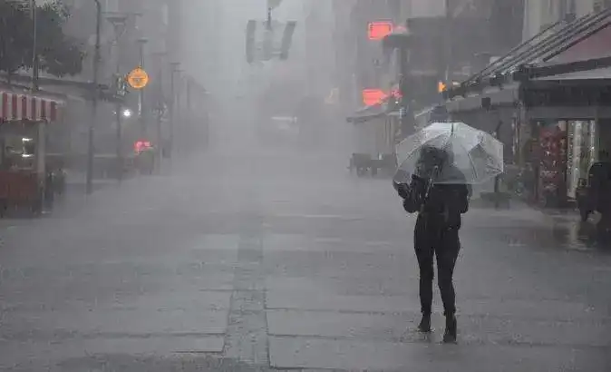 AKOM'dan İstanbul için sağanak uyarısı