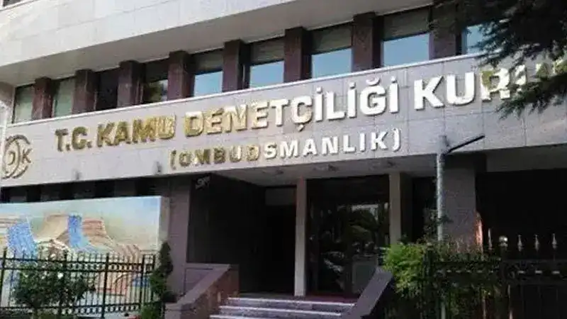 Uzmanlığı dışındaki alanda görevlendirilen sağlık çalışanı, KDK’nın girişimiyle eski görevine döndü